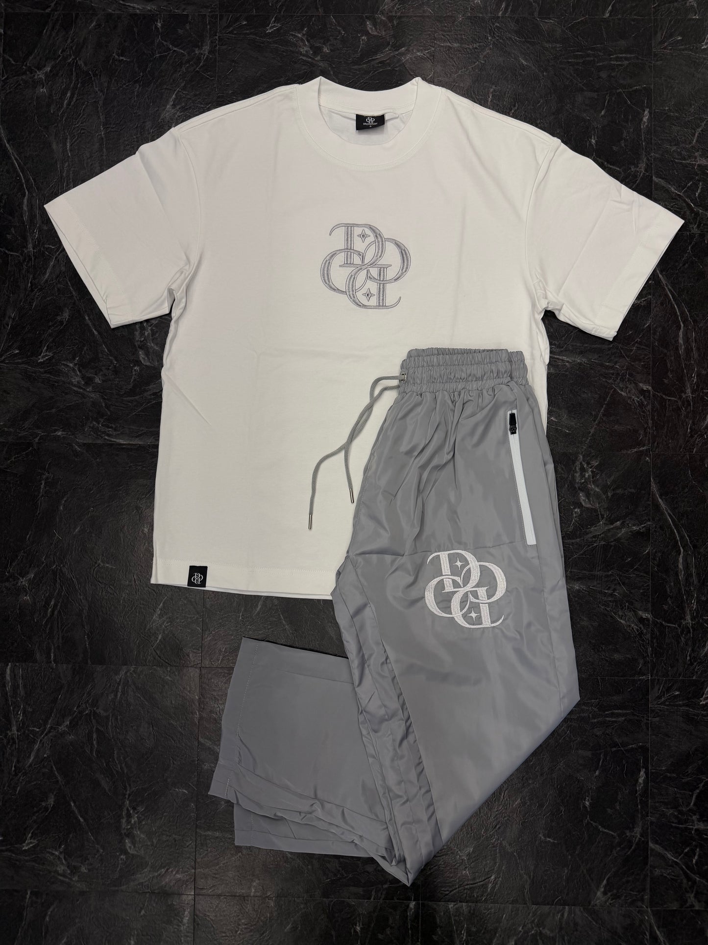 SET - Camisa + Sudadera 🩳 ( Blanco y Gris)
